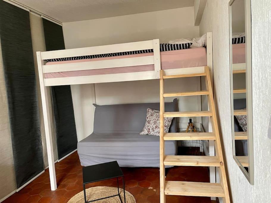 Maison A Proximite De Barbizon / Fontainebleau / A6 Saint-Sauveur-sur-Ecole Eksteriør billede