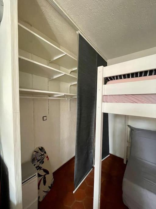Maison A Proximite De Barbizon / Fontainebleau / A6 Saint-Sauveur-sur-Ecole Eksteriør billede