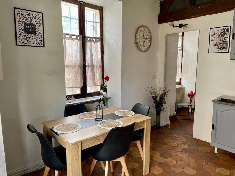 Maison A Proximite De Barbizon / Fontainebleau / A6 Saint-Sauveur-sur-Ecole Eksteriør billede